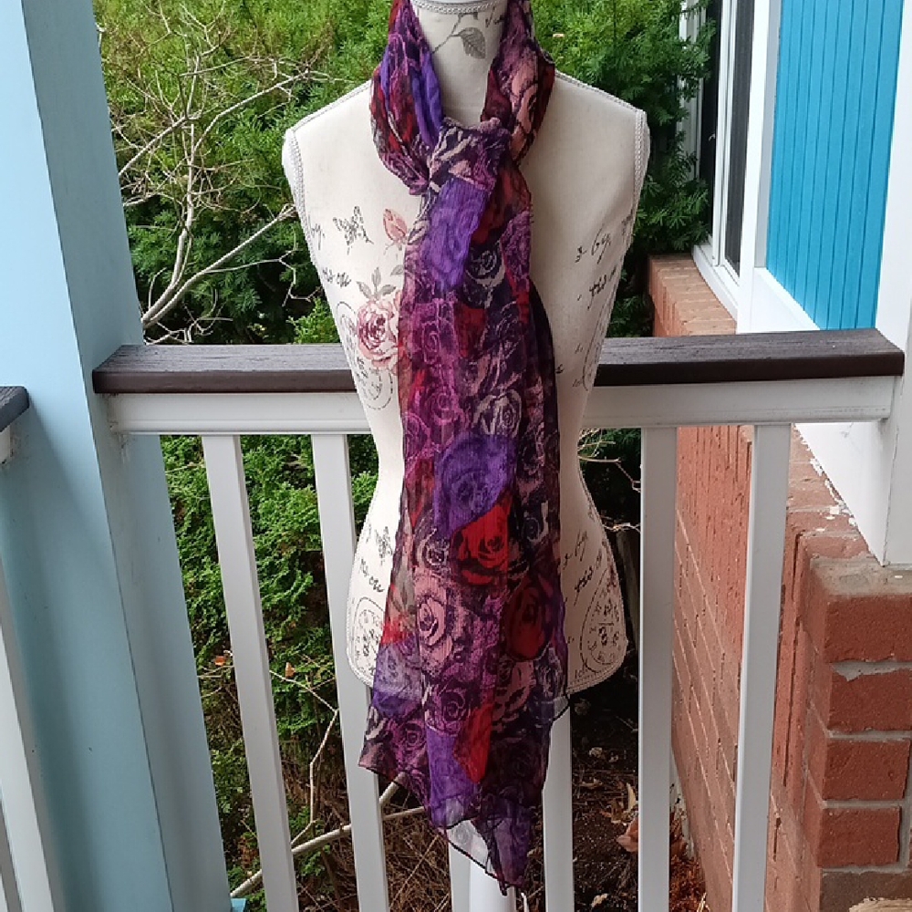 ! Zazou purple pink and red roses Scarf / Wrap